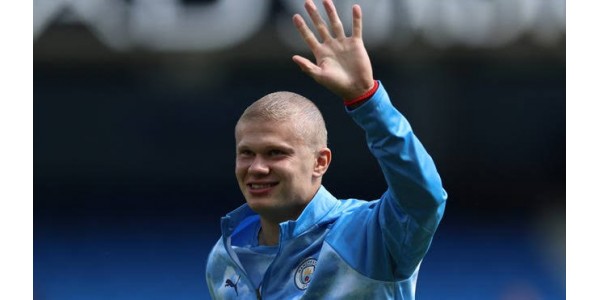 Die Bedeutung von Erling Haalands neuer Frisur für die neue Saison